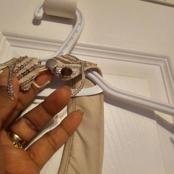 Halter neck top - Picture 2 of 3